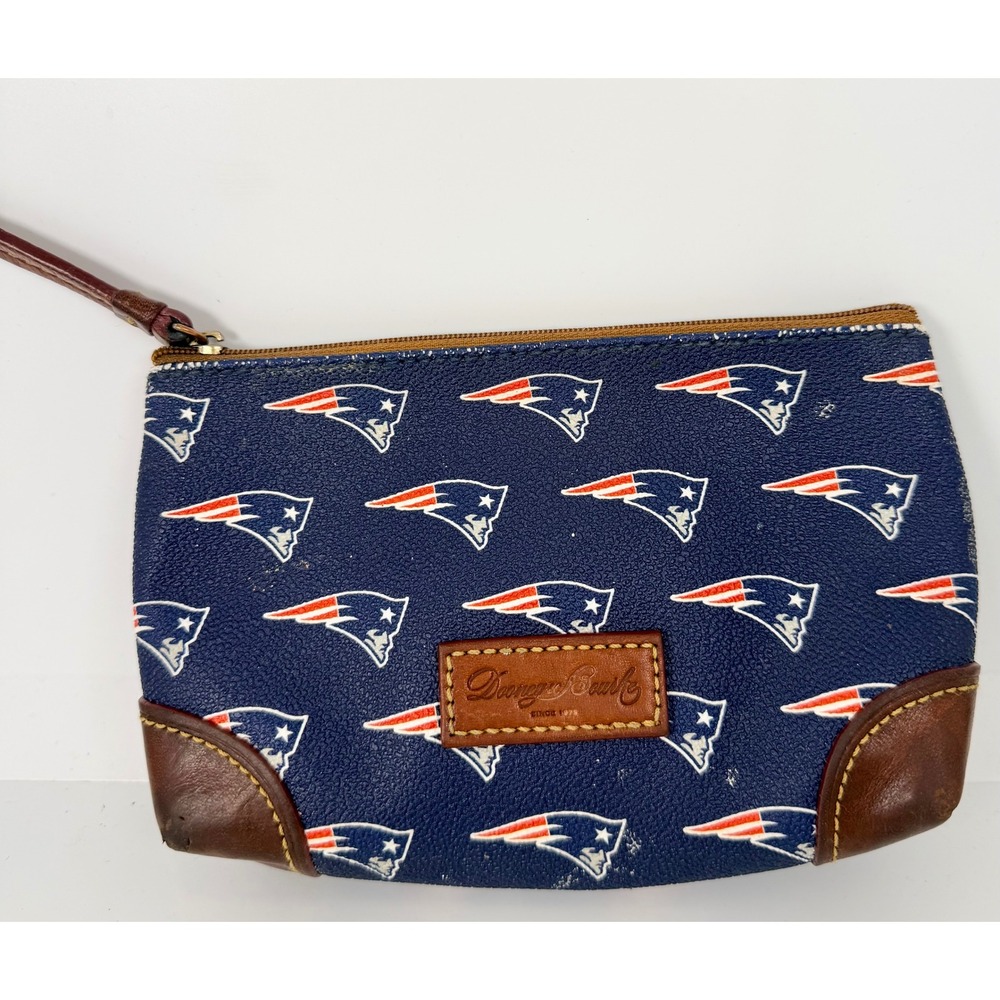 Dooney & Bourke New England Patriots Wristlet Pouch Navy Blue Leather Trim